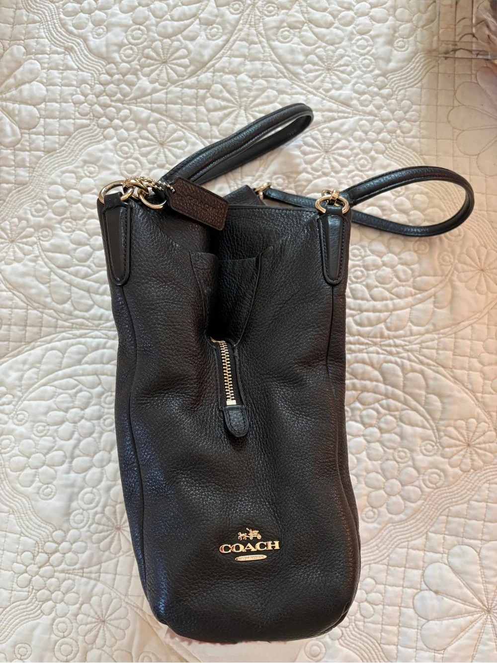 Coach Black Leather Shoulder Bag -